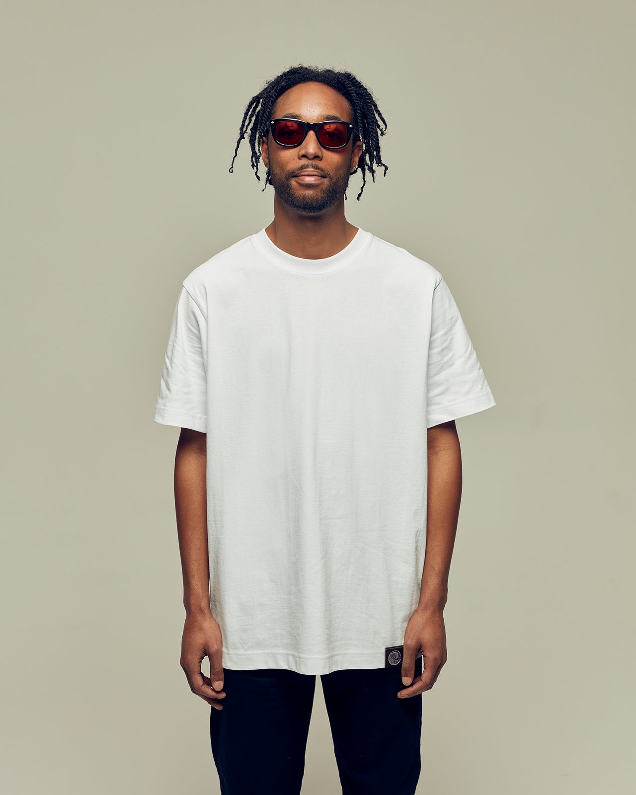 THROUGH THE KEYHOLE oversized organic cotton unisex t-shirt