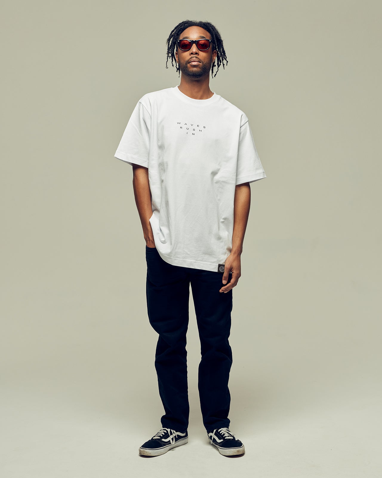 WAVES RUSH IN oversized organic cotton unisex t-shirt